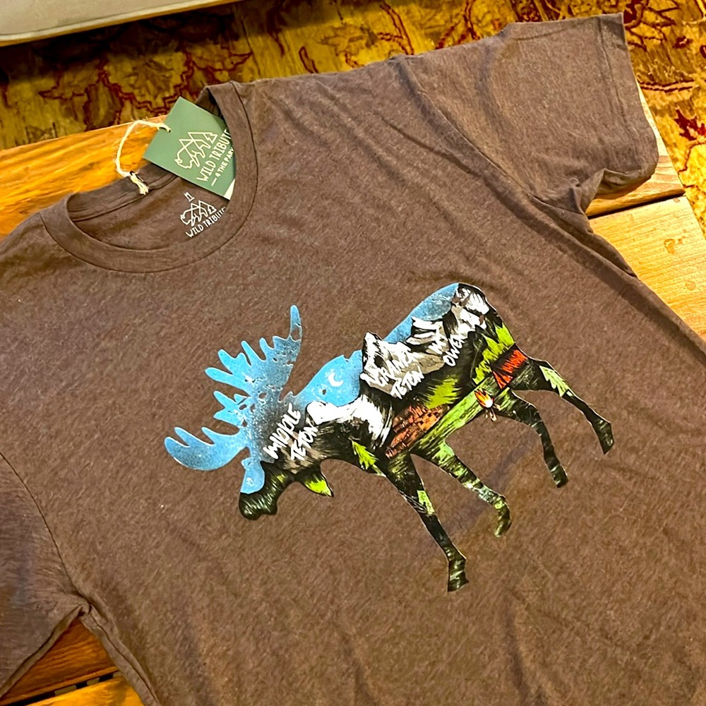 NWT Wild Tribute Teton Moose T-Shirt (Brown)